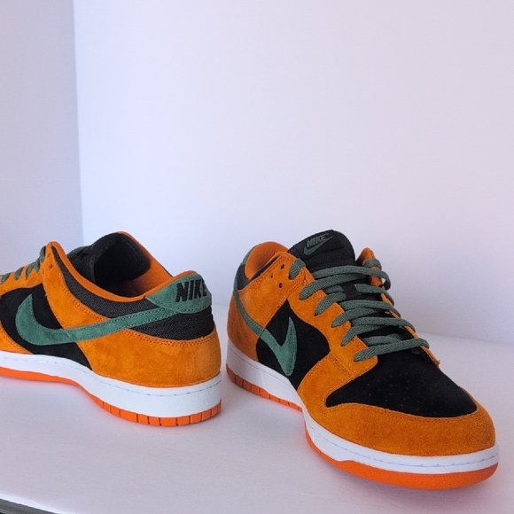 Nike Dunk Low Orange Sneakers - Picture 12 of 16